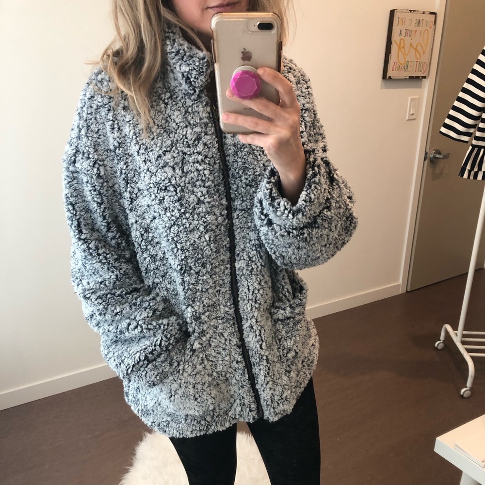 Use Large Sherpa Fleece